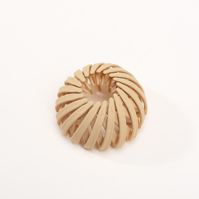 Nest Plate Hairpin