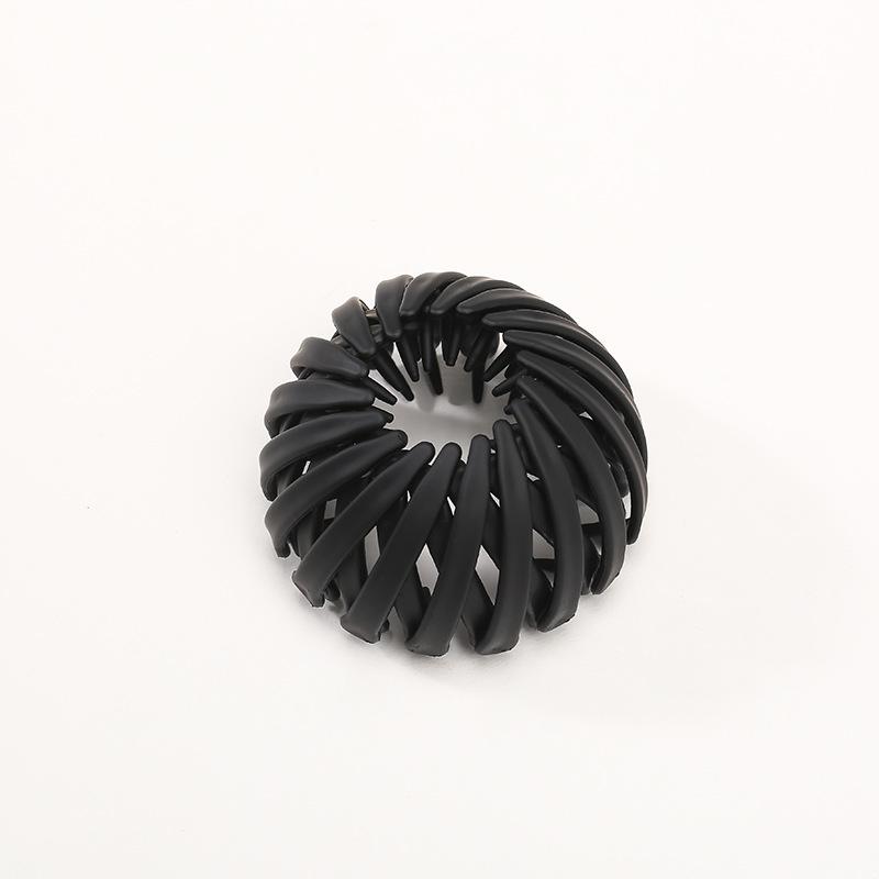 Nest Plate Hairpin